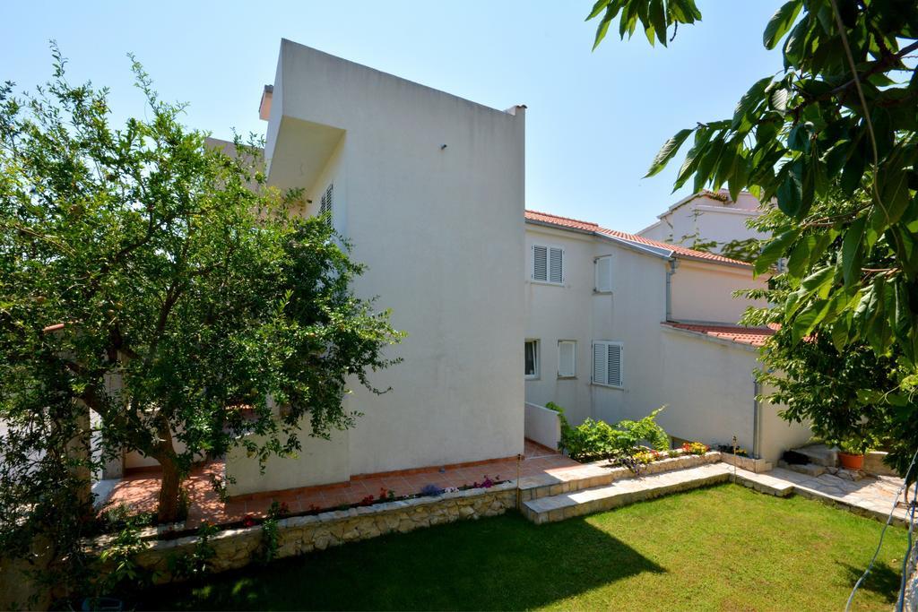 Apartment Joe Light โปดสตรานา ห้อง รูปภาพ